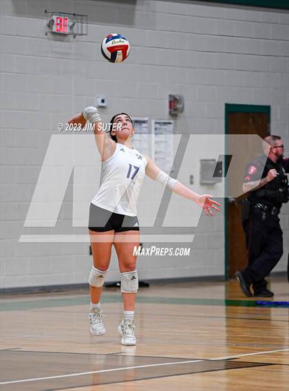 Thumbnail 2 in Brenham vs College Station photogallery.