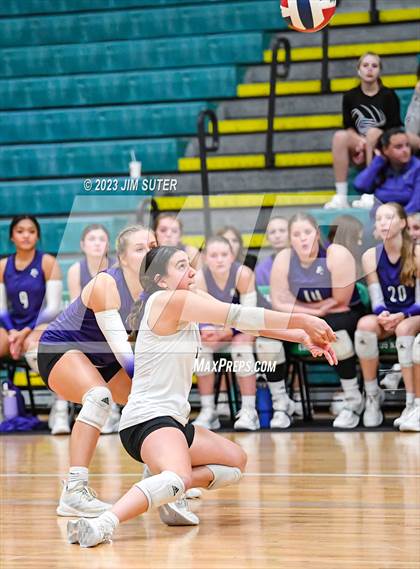 Thumbnail 2 in Brenham vs College Station photogallery.