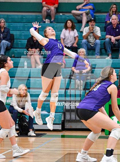 Thumbnail 3 in Brenham vs College Station photogallery.