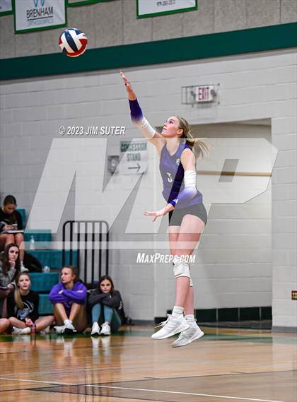 Thumbnail 2 in Brenham vs College Station photogallery.