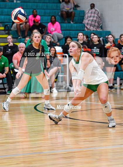 Thumbnail 3 in Brenham vs College Station photogallery.