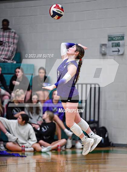 Thumbnail 1 in Brenham vs College Station photogallery.