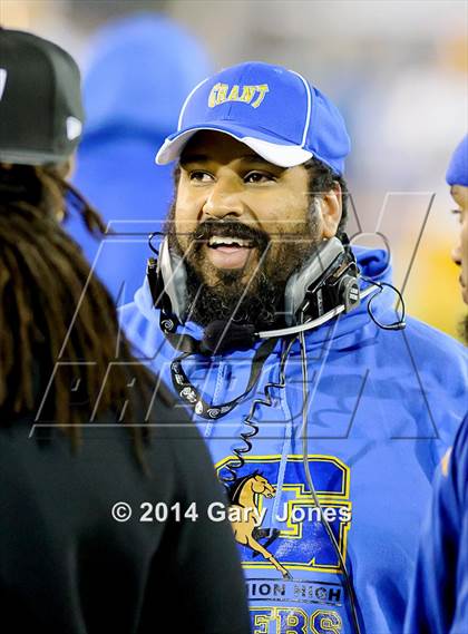 Thumbnail 1 in Folsom vs. Grant (CIF NorCal Regional D1 Final) photogallery.