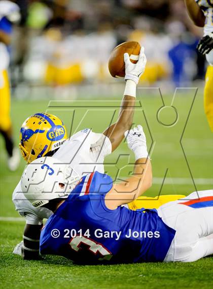 Thumbnail 3 in Folsom vs. Grant (CIF NorCal Regional D1 Final) photogallery.