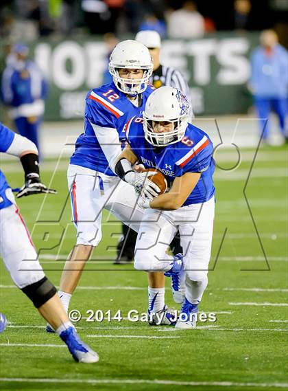Thumbnail 2 in Folsom vs. Grant (CIF NorCal Regional D1 Final) photogallery.