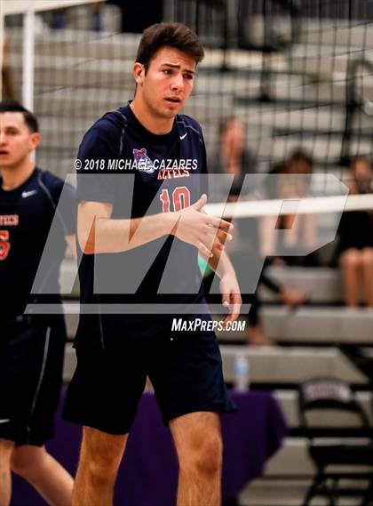 Thumbnail 2 in Montgomery vs. San Dieguito Academy (CIF SDS D2 Final) photogallery.