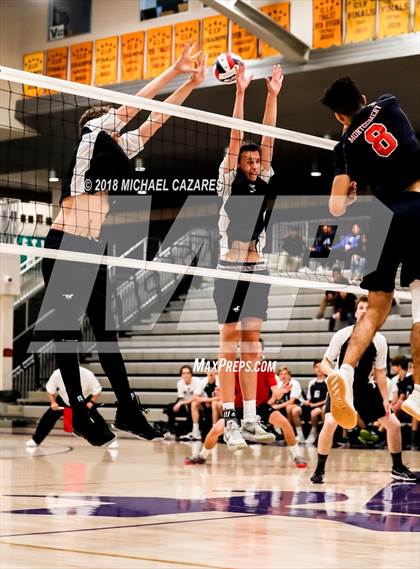 Thumbnail 3 in Montgomery vs. San Dieguito Academy (CIF SDS D2 Final) photogallery.