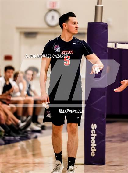 Thumbnail 3 in Montgomery vs. San Dieguito Academy (CIF SDS D2 Final) photogallery.
