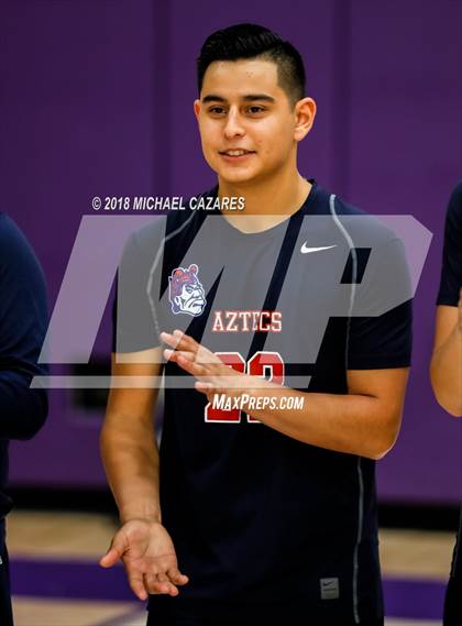 Thumbnail 3 in Montgomery vs. San Dieguito Academy (CIF SDS D2 Final) photogallery.