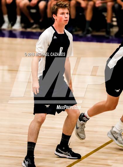 Thumbnail 2 in Montgomery vs. San Dieguito Academy (CIF SDS D2 Final) photogallery.