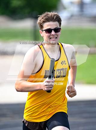Muncie Central Relays (4 x 800m)
