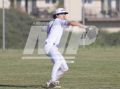 Thumbnail 3 in Christian @ Clairemont photogallery.