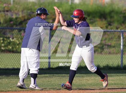 Thumbnail 2 in Christian @ Clairemont photogallery.