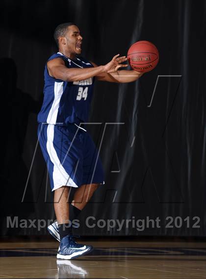 Thumbnail 3 in Charter Oak vs Summit (Inland Empire Classic) photogallery.
