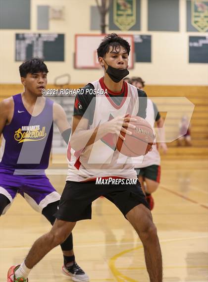Thumbnail 3 in Minarets @ Lindsay (Fall League)  photogallery.
