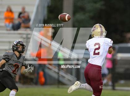 Thumbnail 2 in Cashion vs Crescent photogallery.