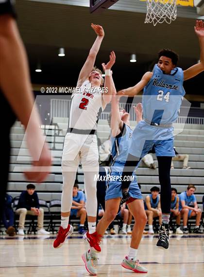 Thumbnail 3 in The Woodlands vs. Bellarmine College Prep (Torrey Pines Holiday Classic, San Diego, CA) photogallery.