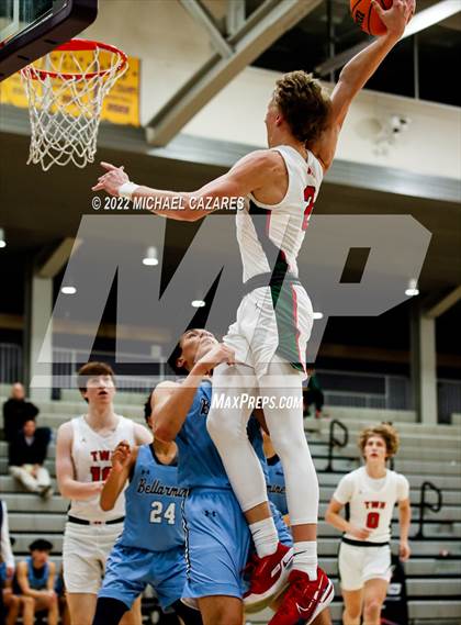 Thumbnail 3 in The Woodlands vs. Bellarmine College Prep (Torrey Pines Holiday Classic, San Diego, CA) photogallery.
