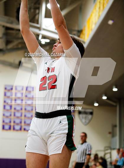 Thumbnail 2 in The Woodlands vs. Bellarmine College Prep (Torrey Pines Holiday Classic, San Diego, CA) photogallery.