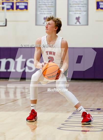 Thumbnail 2 in The Woodlands vs. Bellarmine College Prep (Torrey Pines Holiday Classic, San Diego, CA) photogallery.