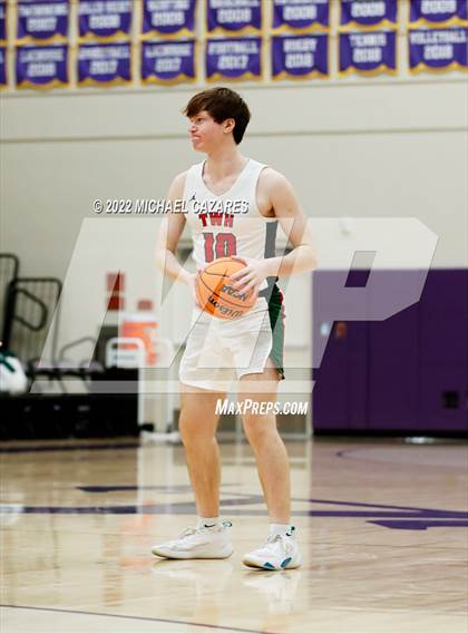 Thumbnail 2 in The Woodlands vs. Bellarmine College Prep (Torrey Pines Holiday Classic, San Diego, CA) photogallery.