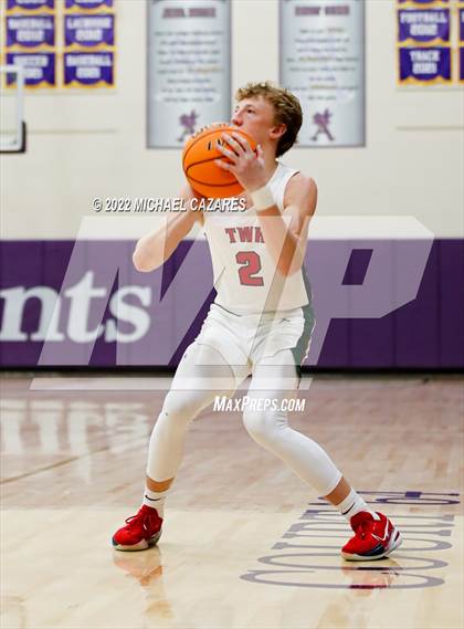 Thumbnail 1 in The Woodlands vs. Bellarmine College Prep (Torrey Pines Holiday Classic, San Diego, CA) photogallery.