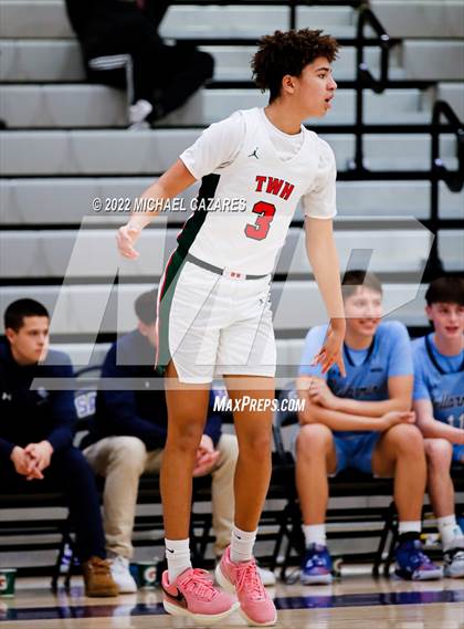 Thumbnail 2 in The Woodlands vs. Bellarmine College Prep (Torrey Pines Holiday Classic, San Diego, CA) photogallery.