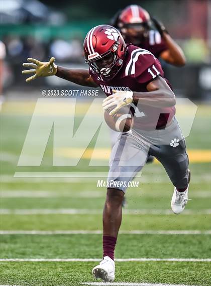 Thumbnail 3 in Belleville vs. River Rouge photogallery.