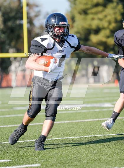 Thumbnail 3 in Foothill @ Canyon photogallery.