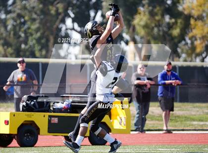 Thumbnail 2 in Foothill @ Canyon photogallery.