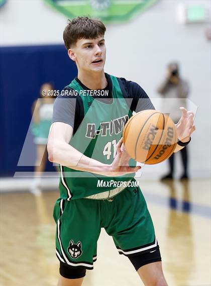 Thumbnail 3 in Hillcrest @ Ridgeline (UHSAA 4A Second Round) photogallery.