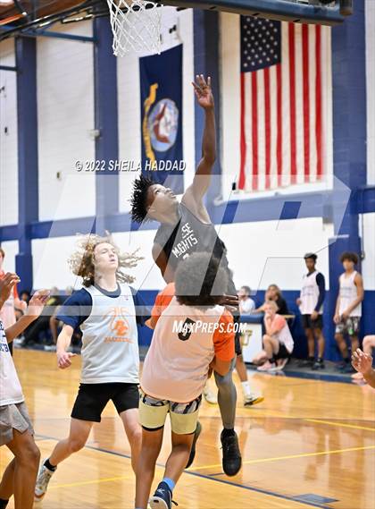 Thumbnail 3 in Lakewood vs Bradenton Christian (The Hoop Vibe) photogallery.