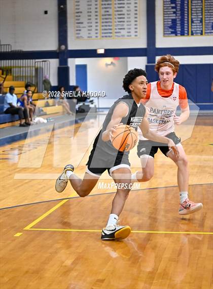 Thumbnail 3 in Lakewood vs Bradenton Christian (The Hoop Vibe) photogallery.