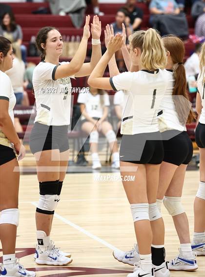 Thumbnail 2 in Jacksboro vs Alvord (Poolville Tournament) photogallery.