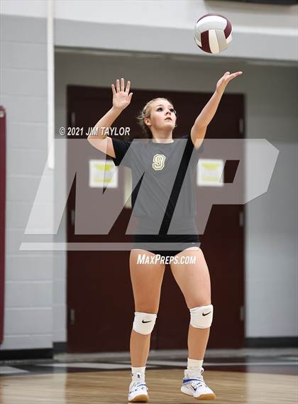 Thumbnail 3 in Jacksboro vs Alvord (Poolville Tournament) photogallery.