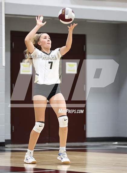 Thumbnail 1 in Jacksboro vs Alvord (Poolville Tournament) photogallery.