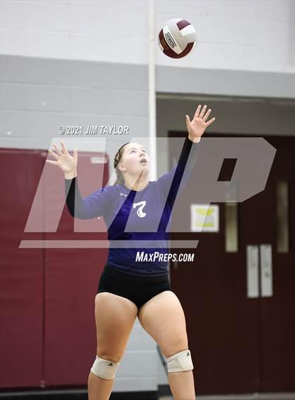 Thumbnail 1 in Jacksboro vs Alvord (Poolville Tournament) photogallery.