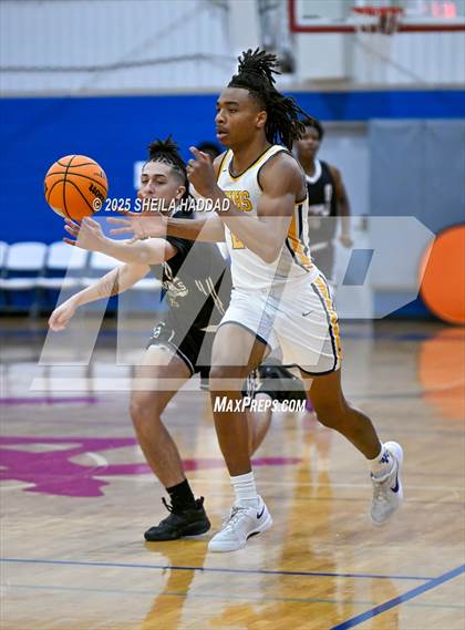Thumbnail 1 in Winter Haven vs Zephyrhills Christian Academy  (SunBash Tourney) photogallery.