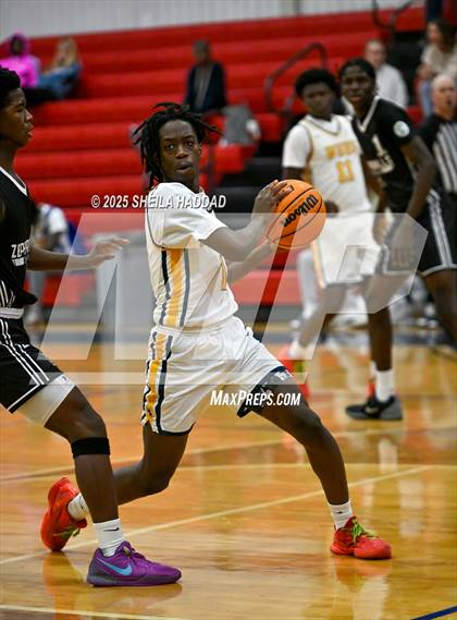 Thumbnail 3 in Winter Haven vs Zephyrhills Christian Academy  (SunBash Tourney) photogallery.