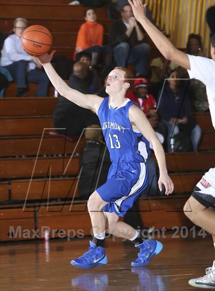 Thumbnail 1 in Edgemont vs. Tuckahoe (Coaches vs Cancer Classic) photogallery.