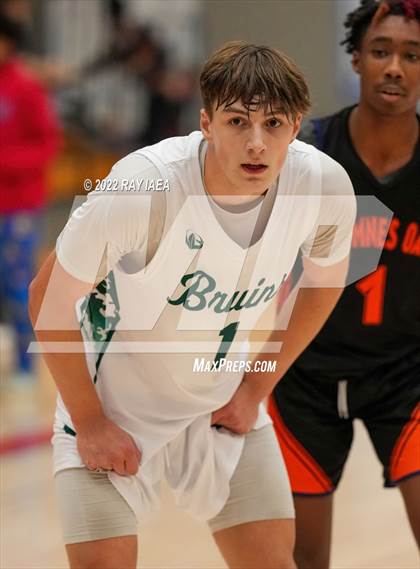 Thumbnail 2 in Ponderosa vs. Cosumnes Oaks (Stan Harms Classic Tournament) photogallery.