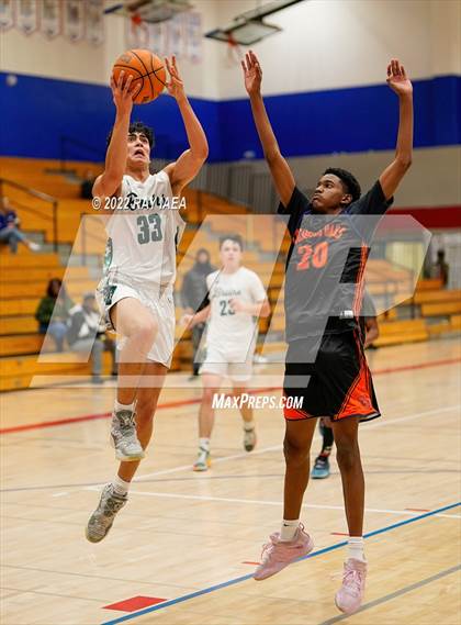 Thumbnail 1 in Ponderosa vs. Cosumnes Oaks (Stan Harms Classic Tournament) photogallery.