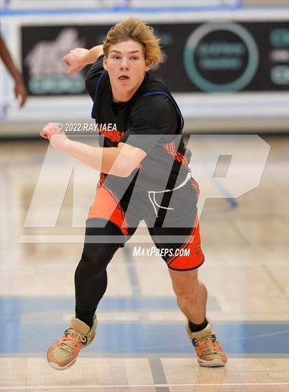 Thumbnail 1 in Ponderosa vs. Cosumnes Oaks (Stan Harms Classic Tournament) photogallery.