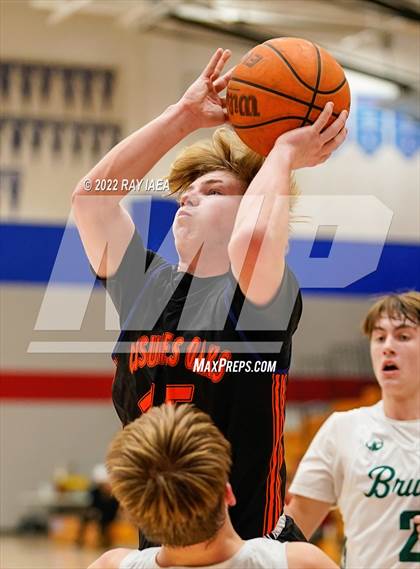 Thumbnail 2 in Ponderosa vs. Cosumnes Oaks (Stan Harms Classic Tournament) photogallery.