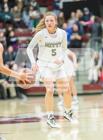 Thumbnail 3 in Pinewood v Archbishop Mitty (CIF CCS Open Finals) photogallery.