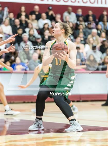 Thumbnail 3 in Pinewood v Archbishop Mitty (CIF CCS Open Finals) photogallery.