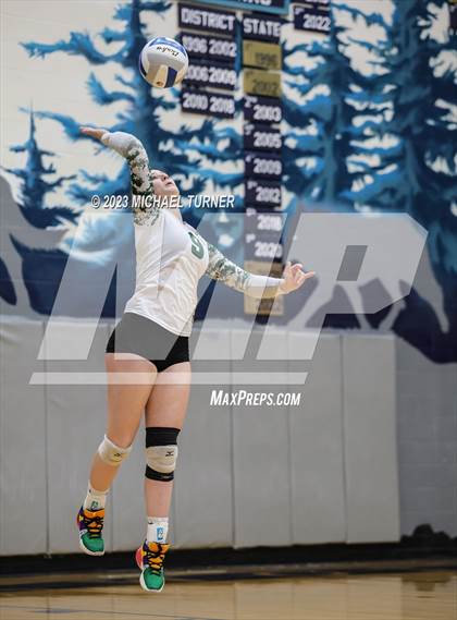 Thumbnail 2 in Owyhee vs Eagle (IHSAA 5A Semi Final) photogallery.