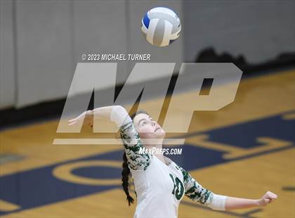Thumbnail 2 in Owyhee vs Eagle (IHSAA 5A Semi Final) photogallery.