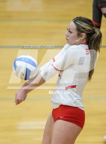 Thumbnail 1 in Owyhee vs Eagle (IHSAA 5A Semi Final) photogallery.