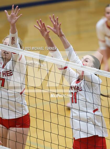 Thumbnail 2 in Owyhee vs Eagle (IHSAA 5A Semi Final) photogallery.